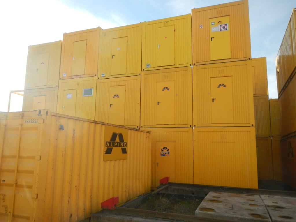 20 Fuss Bürocontainer gebraucht, aufbereitet und neu lackiert – Bild 1