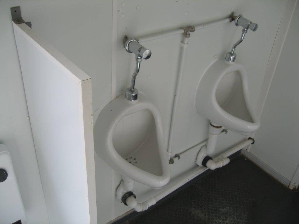 20 Fuss Sanitärcontainer, gebraucht – Bild 5