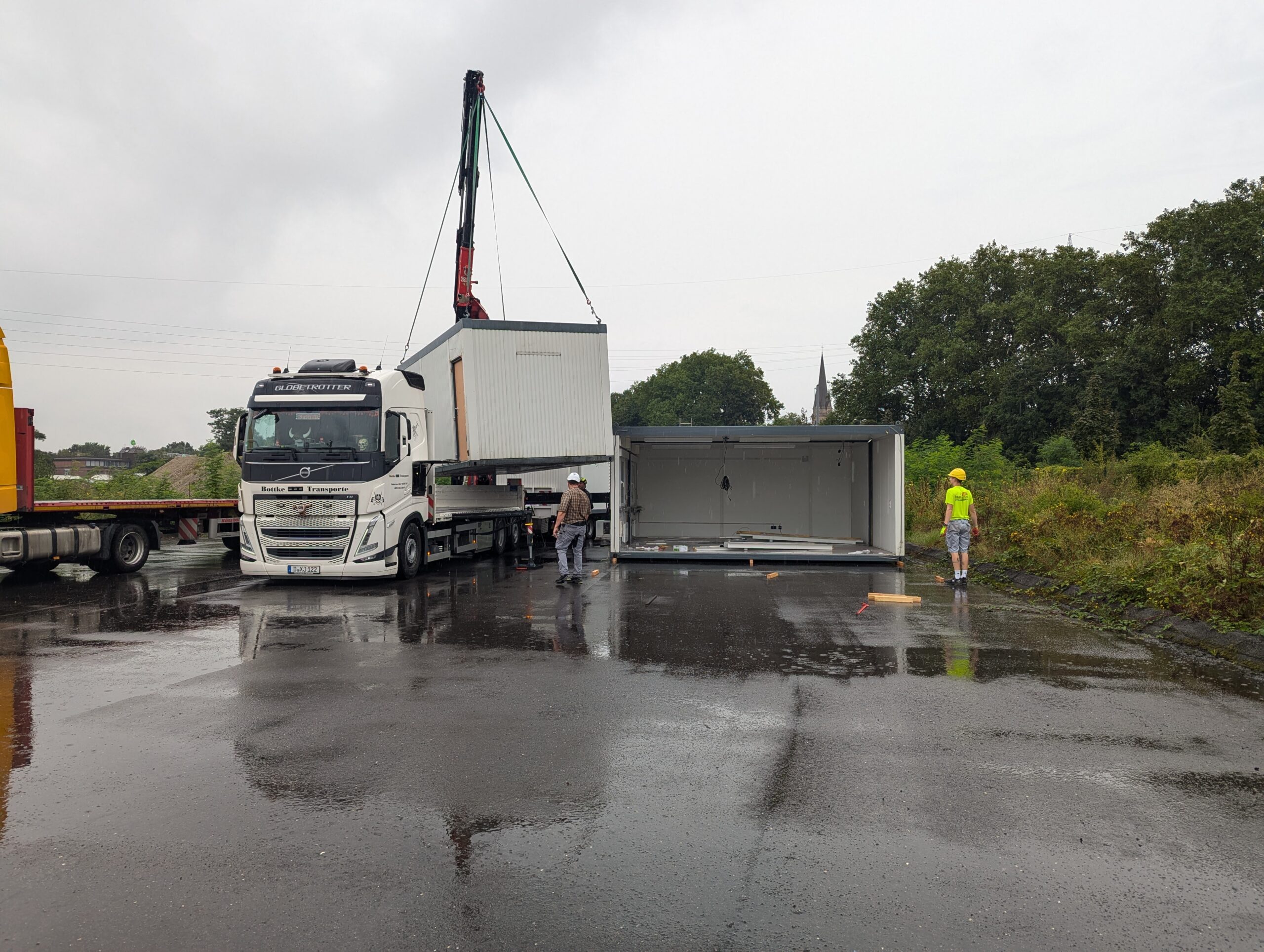 Montage von Containermodulen