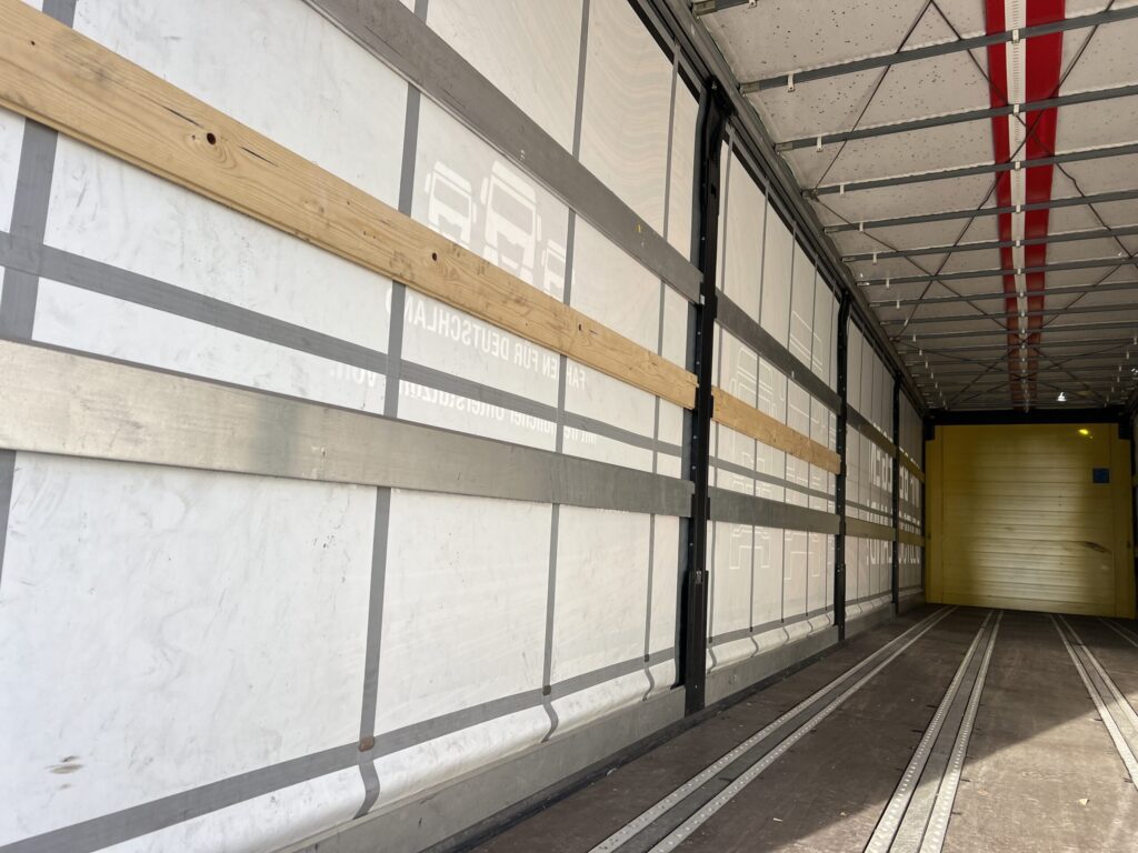 Kögel SN24 / XL Certifikat / Messetrailer / SAF – Bild 12