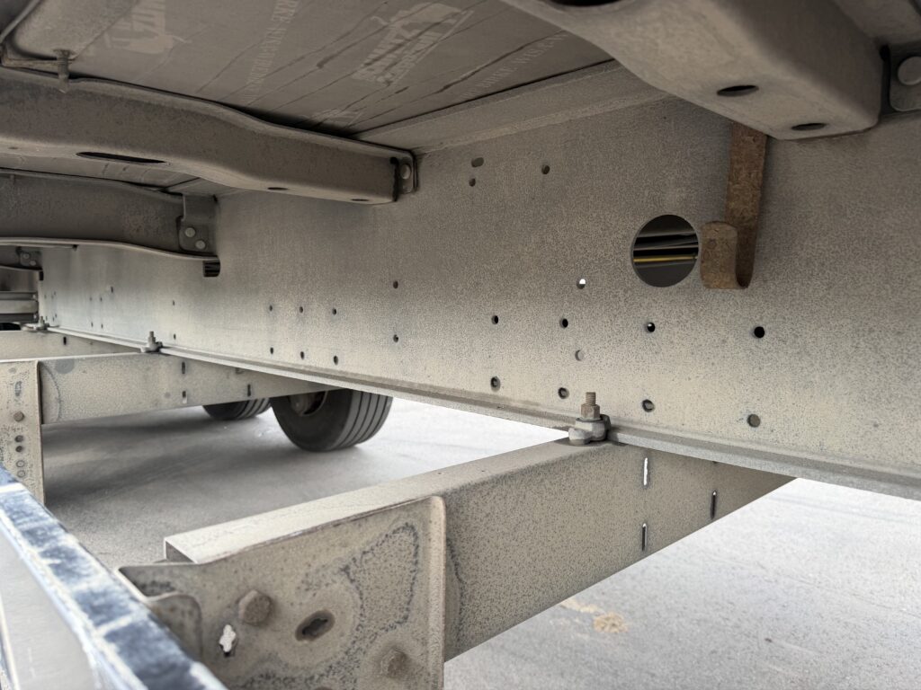 Schmitz Cargobull SKO24 / Koffer / Rolltor – Bild 13
