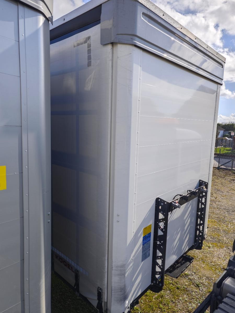 Kögel MEGA Hubdach, VarioFix, 1. Liftachse – Bild 6