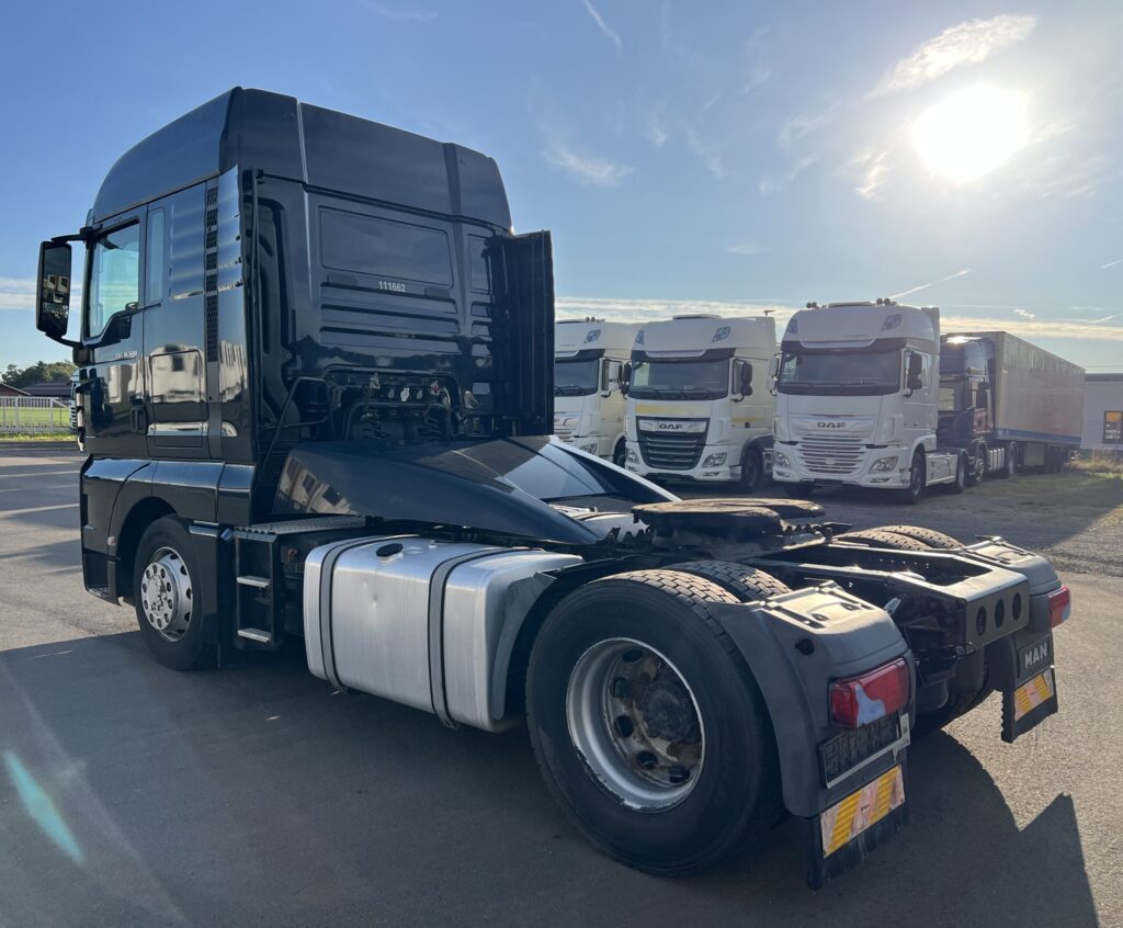MAN TGX 18.500 /Euro 6 / !! Engine Broken !! Motor Defekt !! – Bild 4