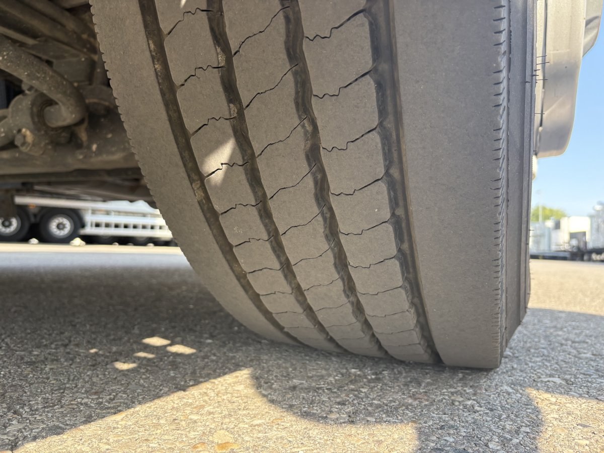 Mercedes-Benz Actros 1851 4x4 Hydro – Ansicht 14