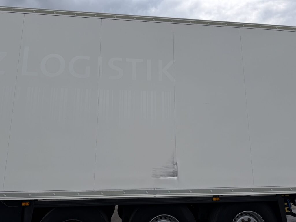 Schmitz Cargobull SKO24 / Carrier Vector 1550 / Doppelstock – Bild 14