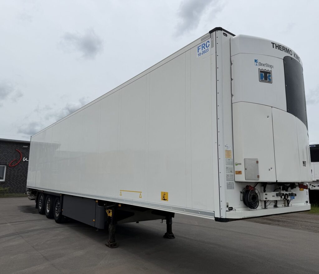 Schmitz Cargobull SKO24 / Thermo King / Multitemp / LBW