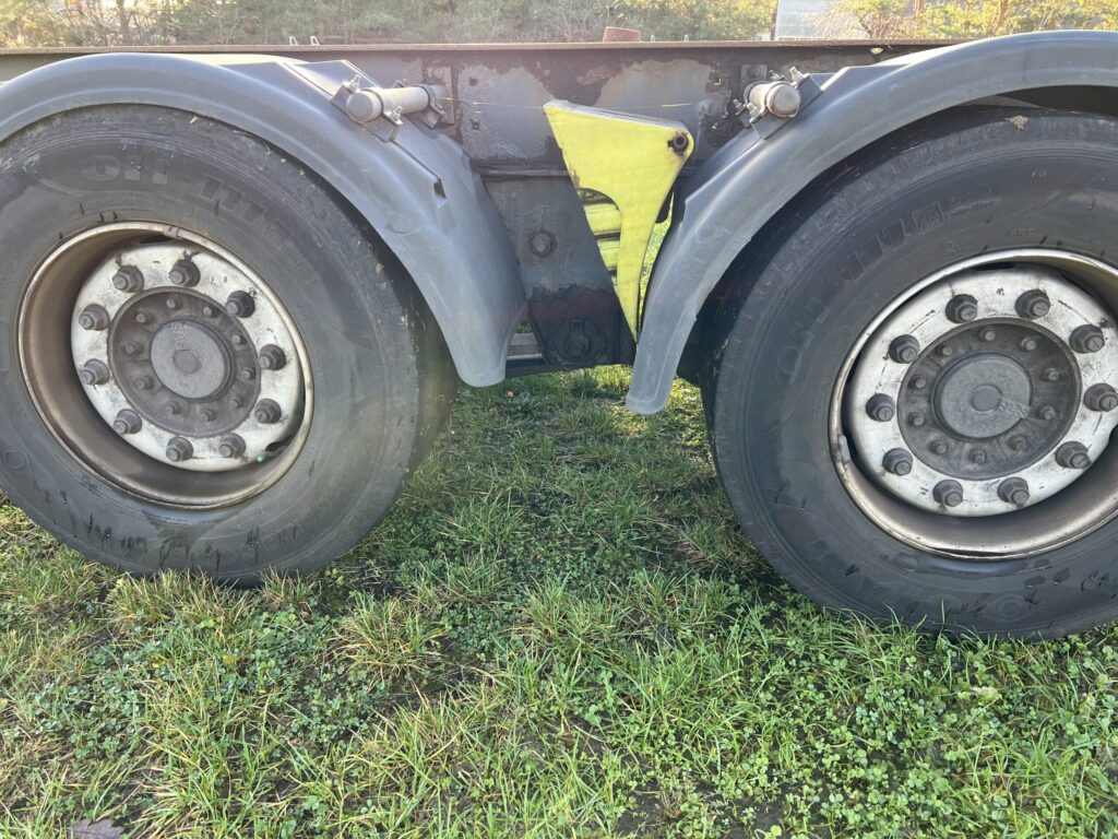 Schmitz Cargobull ZWF 18 – L 20 Midi / Tandem / SAF – Bild 9