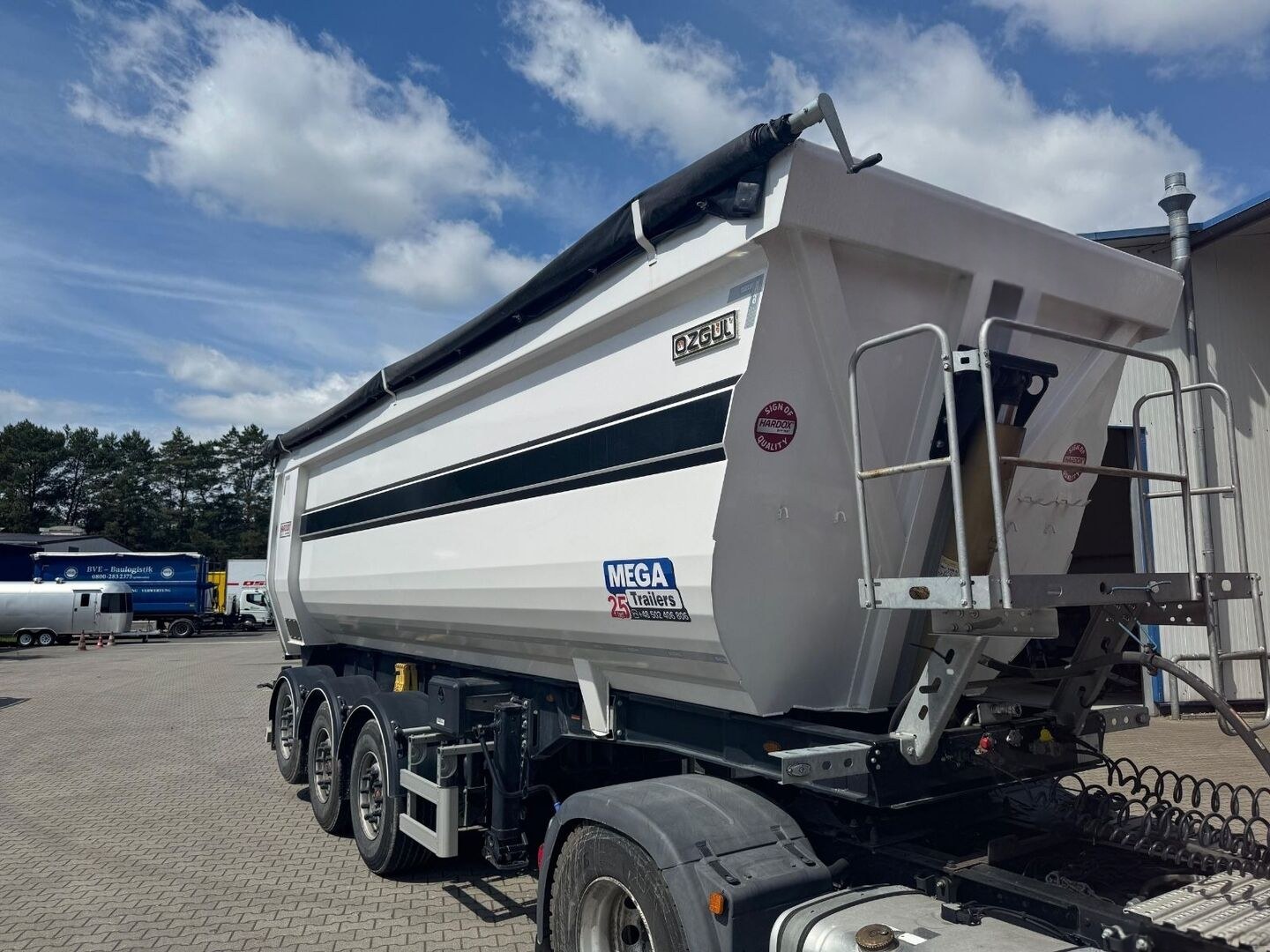 Stahlmulde 33 cbm Hardox – Ansicht 8