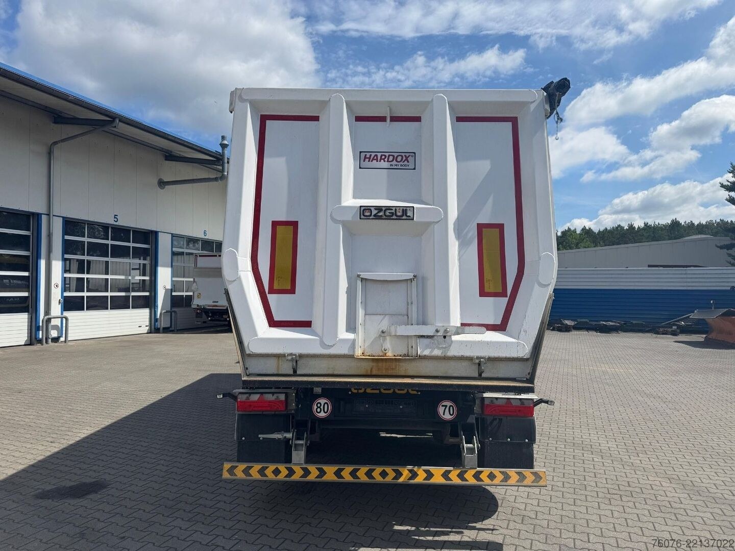 Stahlmulde 33 cbm Hardox – Ansicht 10