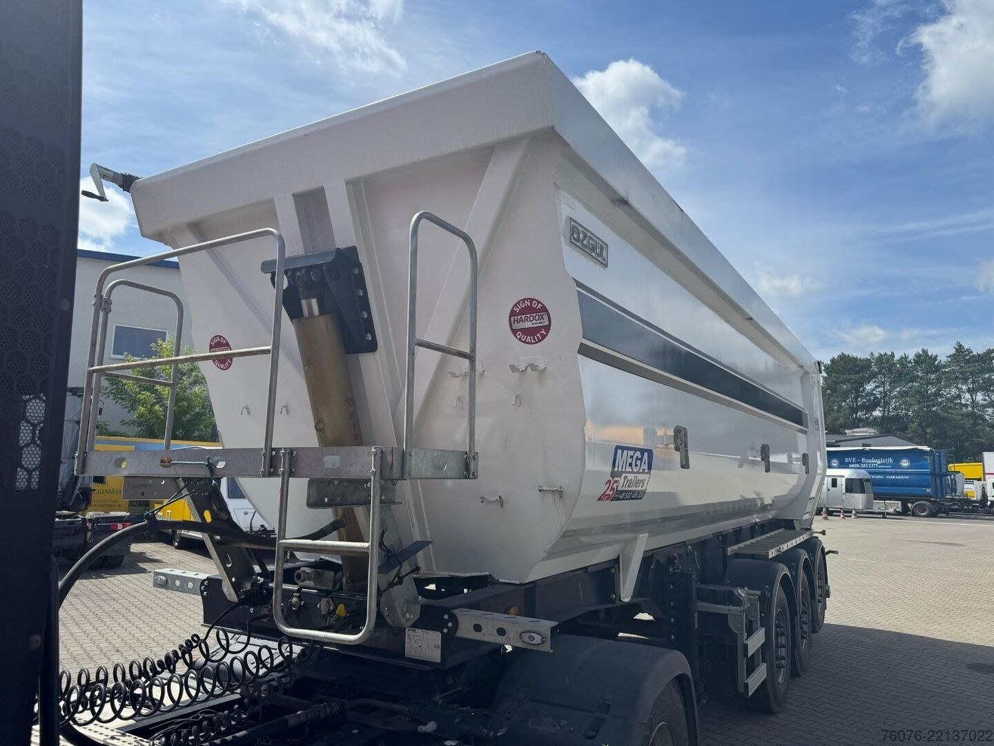 Stahlmulde 33 cbm Hardox – Ansicht 11