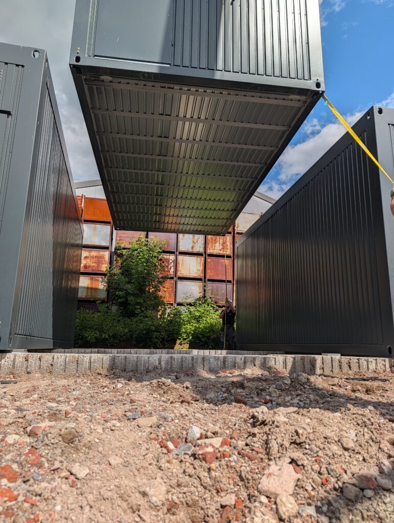 Bürocontainer für Bauhöfe: Flexible Verwaltungsräume für kommunale Betriebe